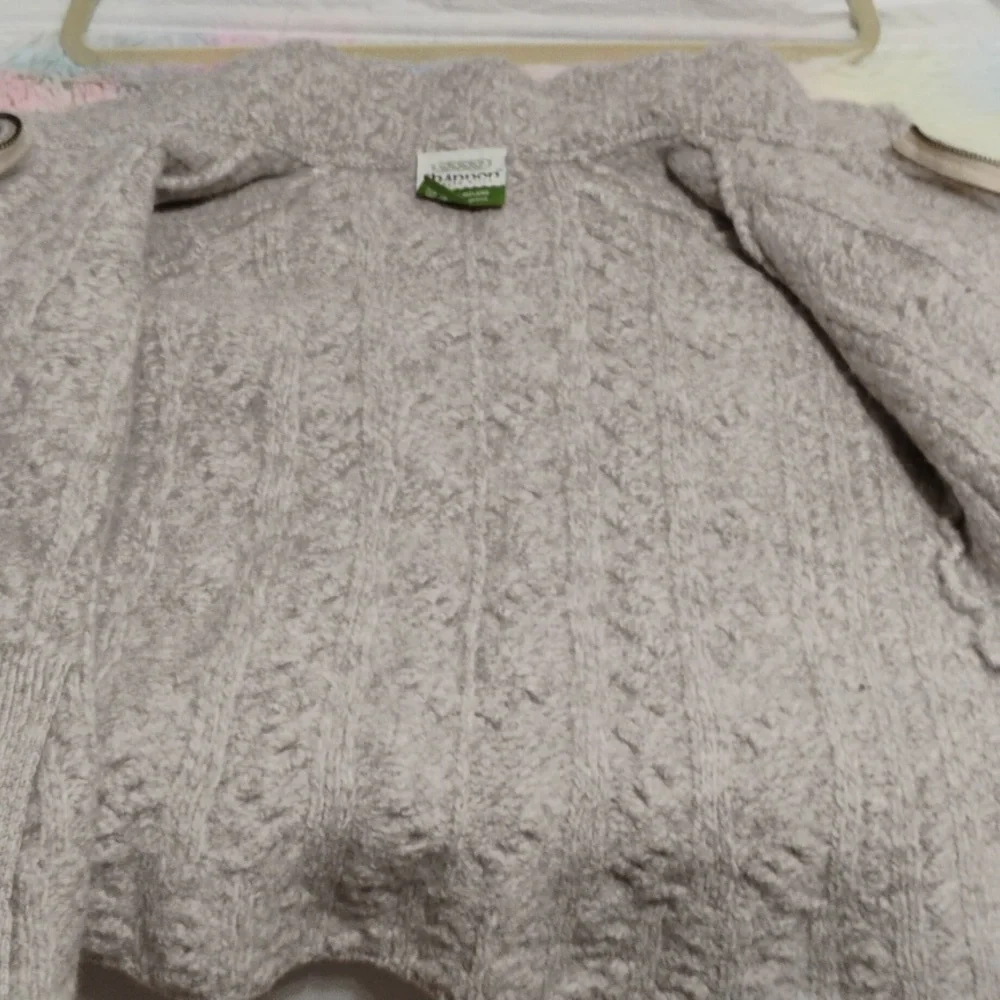 Shannon Woolen Mills hardly worn